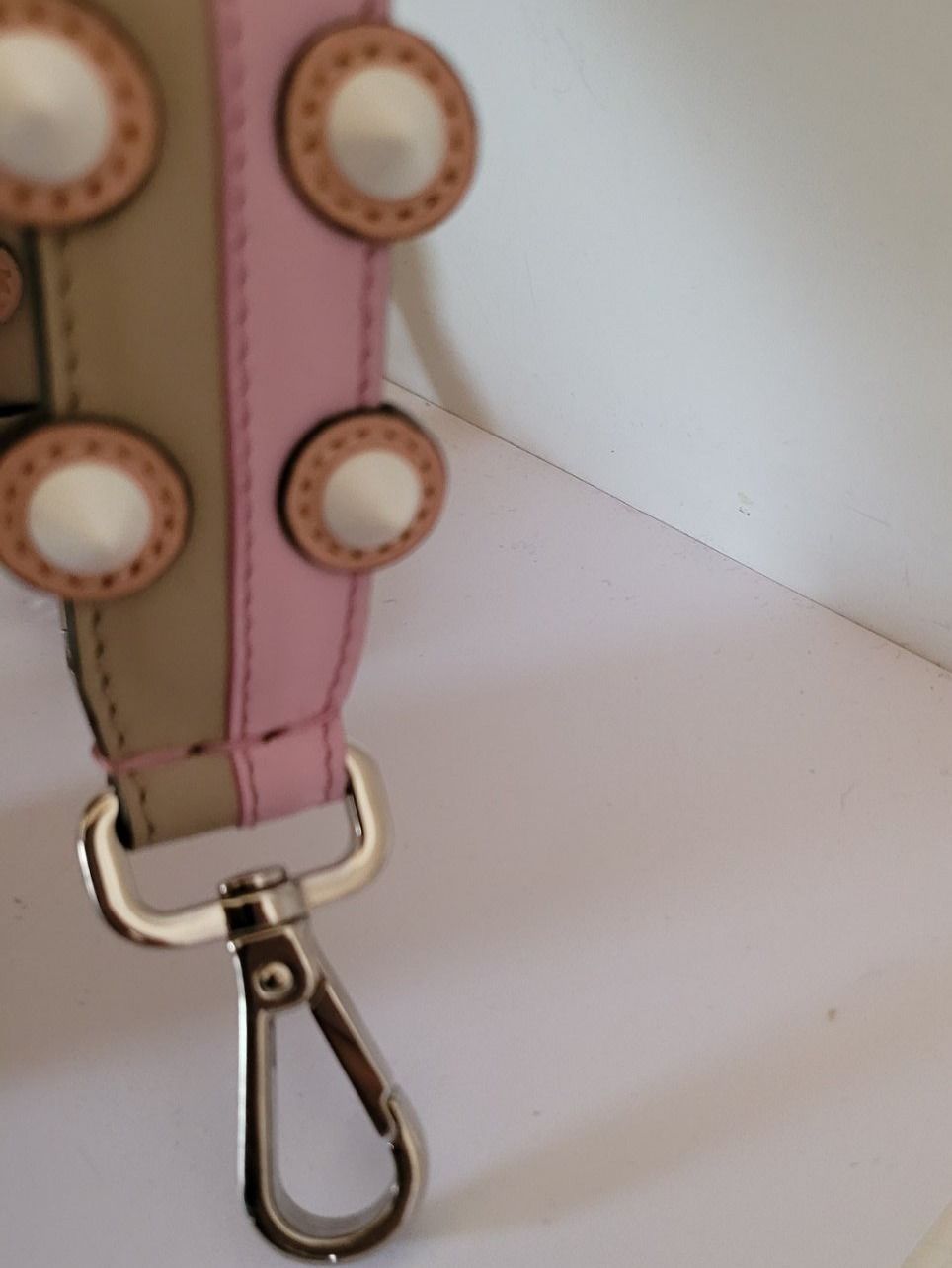 Fendi Altro in  Abbigliamento & Accessori: Fendi Schulterriemen Strap Original 100% – Usato da Binningen venduto da lieblingsstyle 1