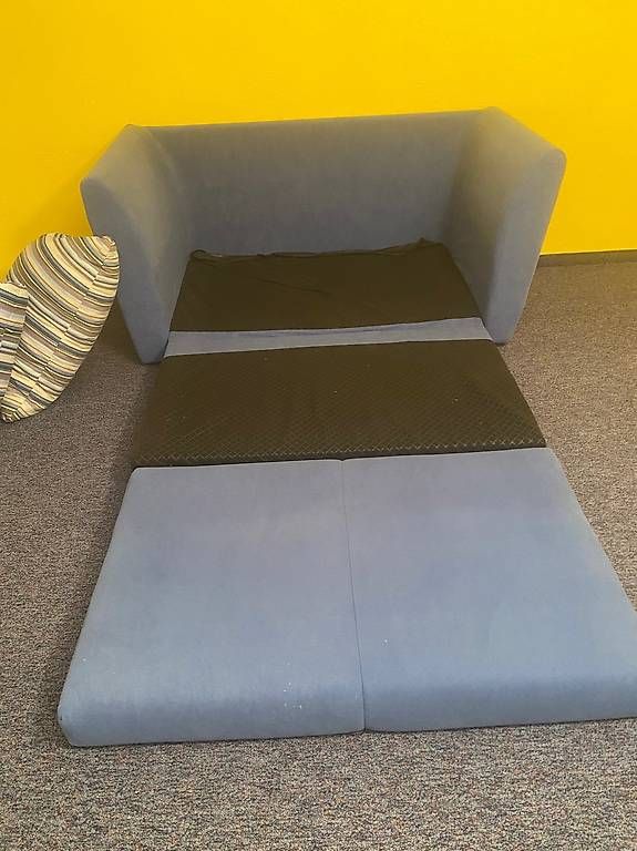 Sofas: Schlafsofa – D'occasion à Hinwil par Hiwikeb 1