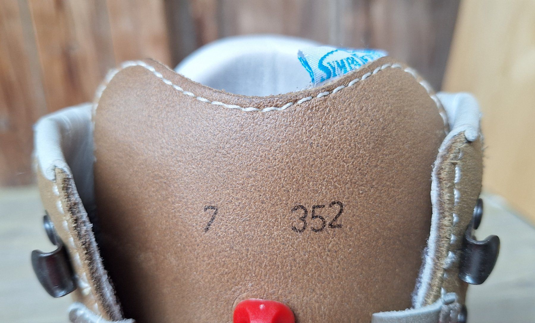 Hanwag Scarpe da uomo: Robuste Hanwag Wanderstiefel Gr. 40.5 – Usato da Weinfelden venduto da JoeBaer 6