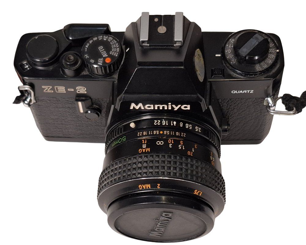 Mamiya Fotocamera: MAMIYA Spiegelreflexkamera ZE-2 mit 2 Objektiven – Usato da Wil SG venduto da Restwert_Wil 2