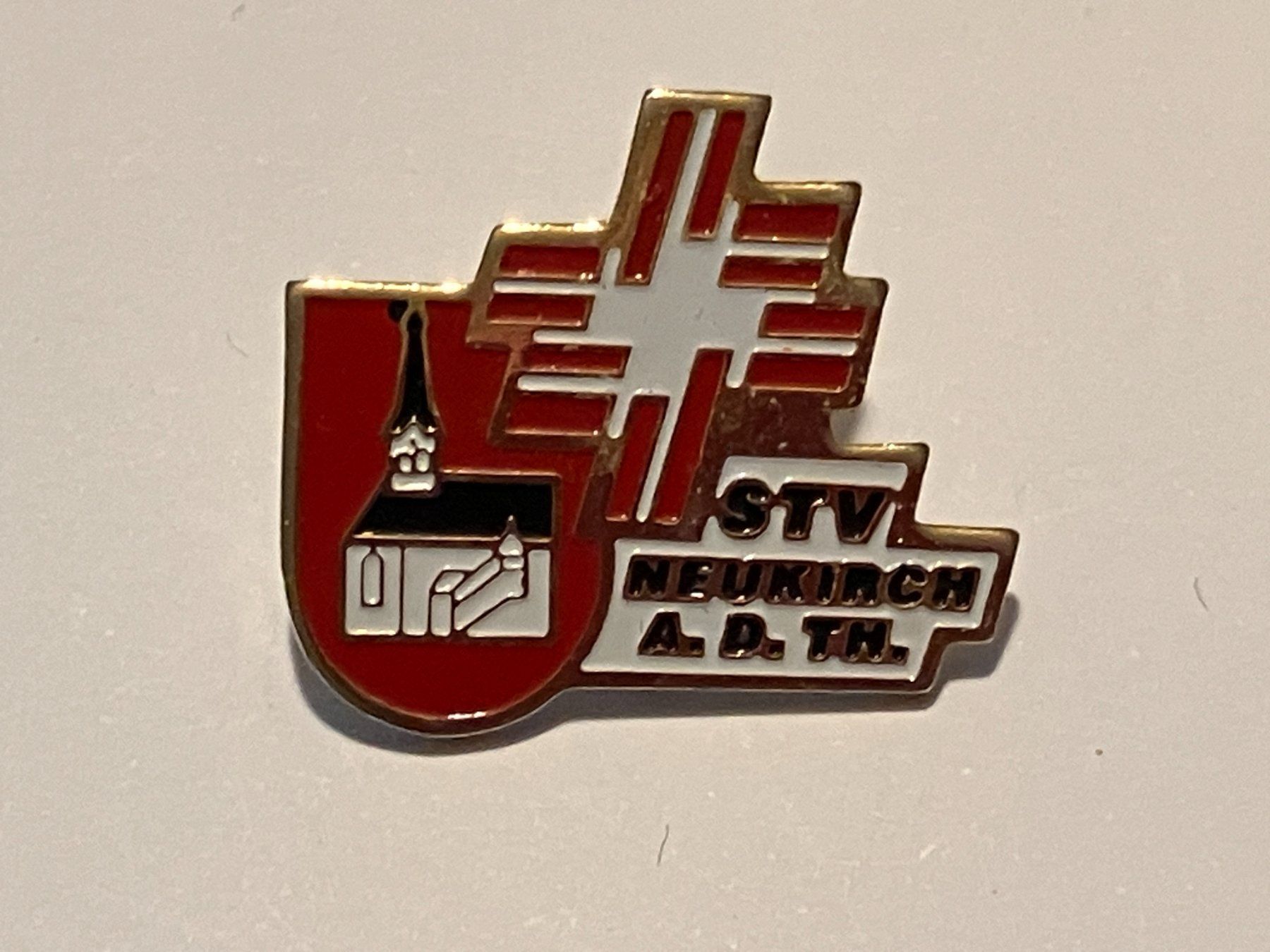 Placchette & Badge: 1 Pin STV Neukirch – Usato da Basel venduto da djwwpp