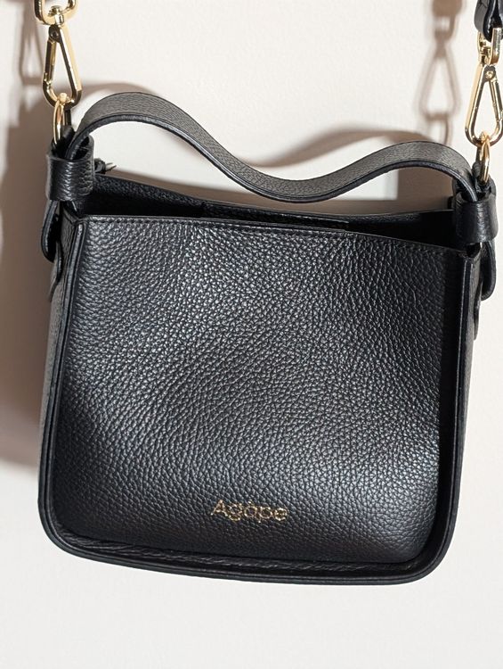 Borse da donna: Adorable petit sac crossbody acheté à Athènes cuir noir grai – Usato da Cheseaux-Lausanne venduto da loscaptos 1
