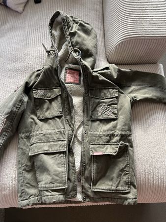 Veste d'hiver Superdry, chaude (problème fermeture éclair)