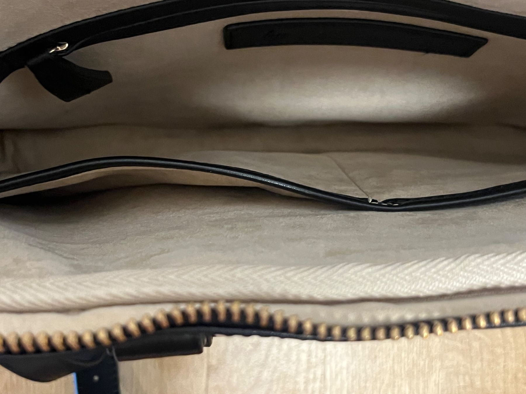 Borse: HP Notebooktasche Schwarz Schultertasche Business – Usato da Hinterkappelen venduto da Kim1992 3
