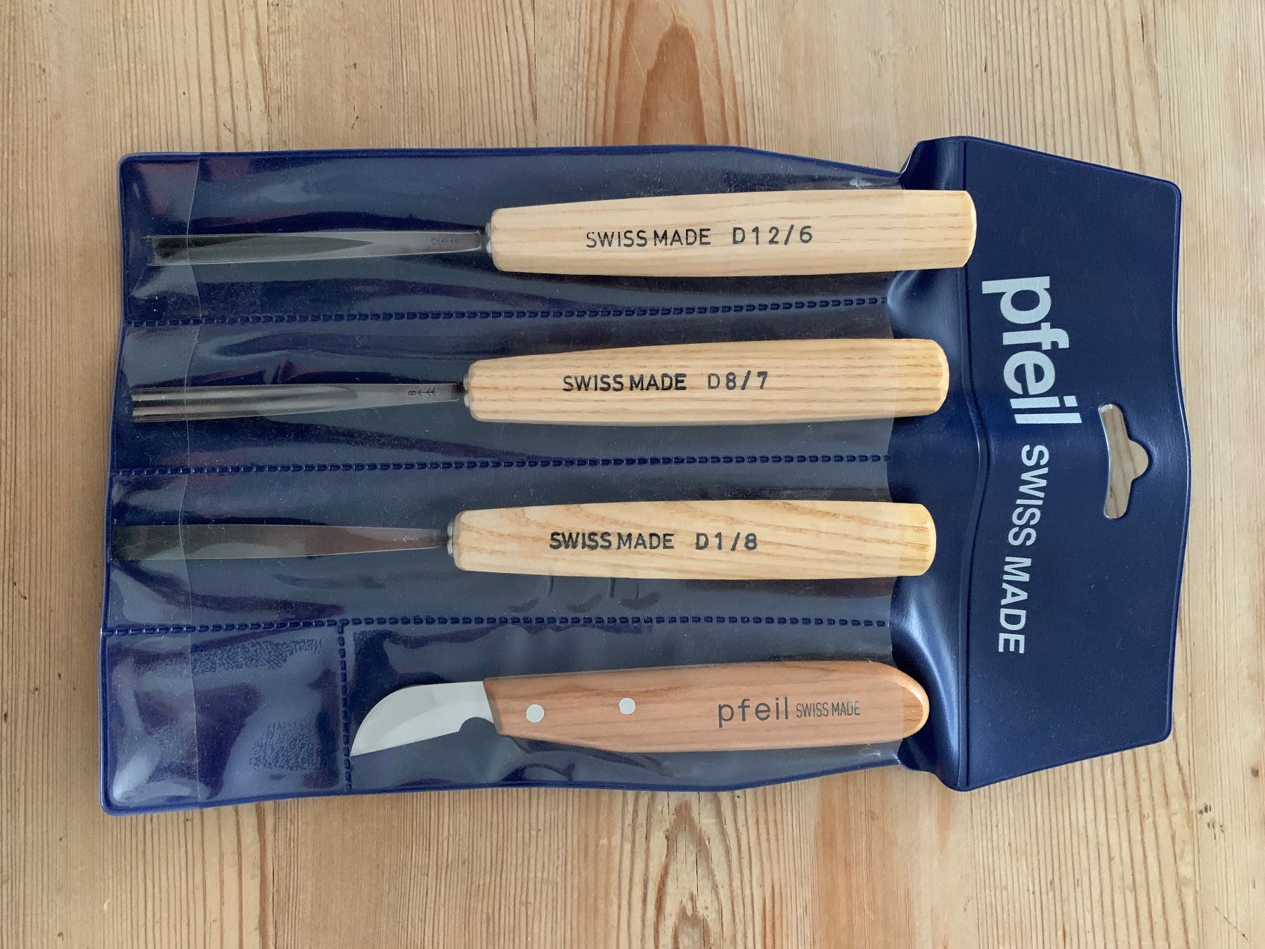 Tutti gli attrezzi: Set de gouges PFEIL Swiss Made Sculpture sur bois – Nuovo e nell'imballaggio originale da Vouvry venduto da valais1815ch 2
