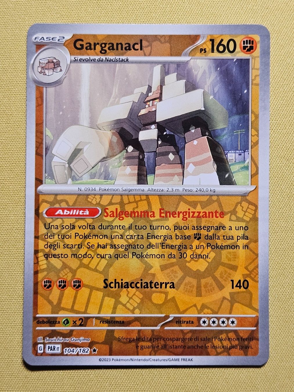 Pokémon Carte collezionabili: Paradox Rift - Garganacl 104/182 IT – Usato da Bellinzona venduto da Pokemarco