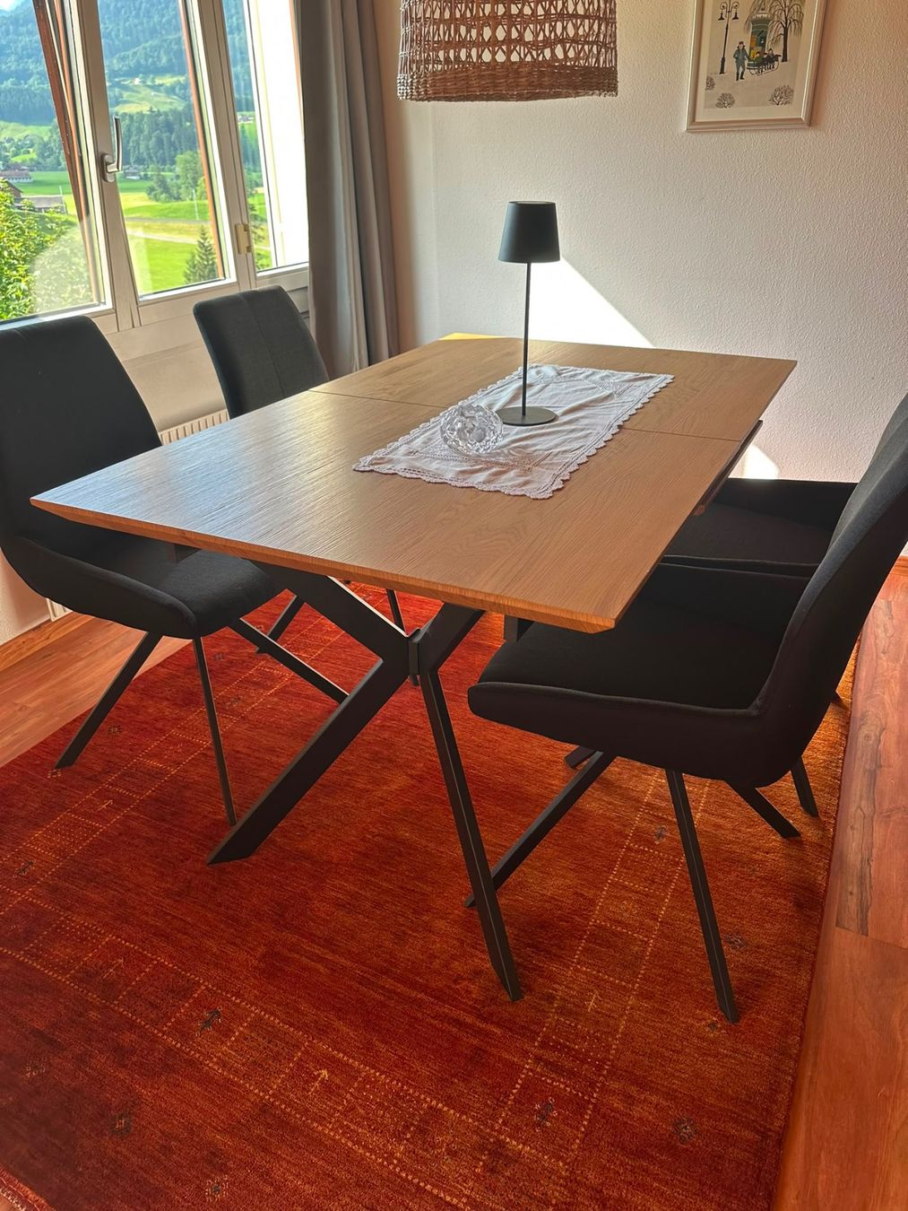 Tavoli: Schöner Tisch inkl 4 Stühle – Usato da St. Peterzell venduto da andrea2012 1
