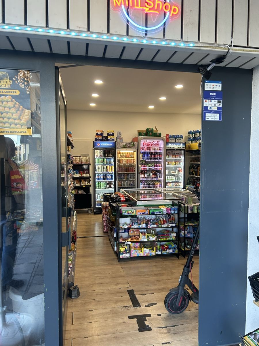 Altro per Eventi aziendali & Feste: Mini Shop & Kiosk  – Nuovo (secondo la descrizione) da Niederglatt zh venduto da Niederglatt123