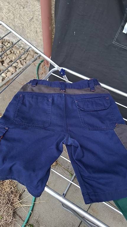 Hosen: 2 Shorts Travail WORKER taille S – Gebraucht aus Essertes von ast_mk5t 2