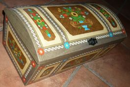 Schachtel / Box / Truhe