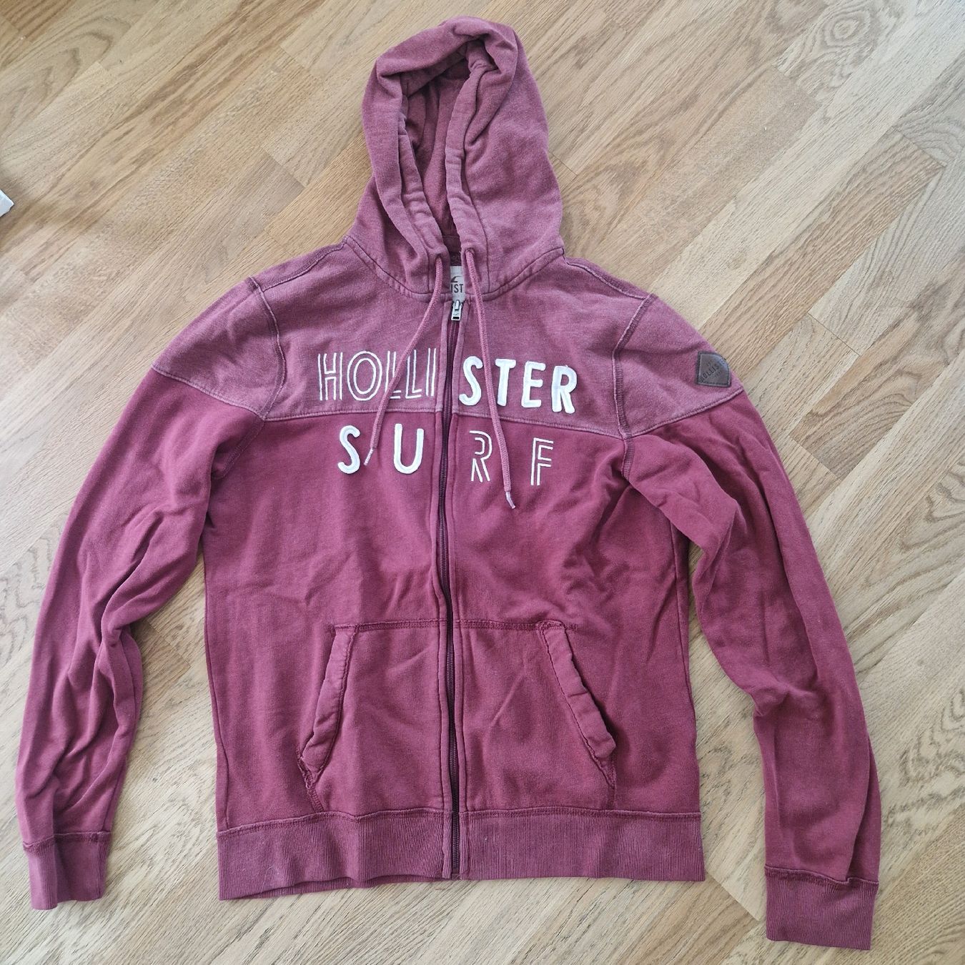 Hollister Maglioni & Felpe: Hollister Jacke / Jäcklein / Pullover Gr. M weinrot – Usato da Nendeln venduto da Zopfie_ 1