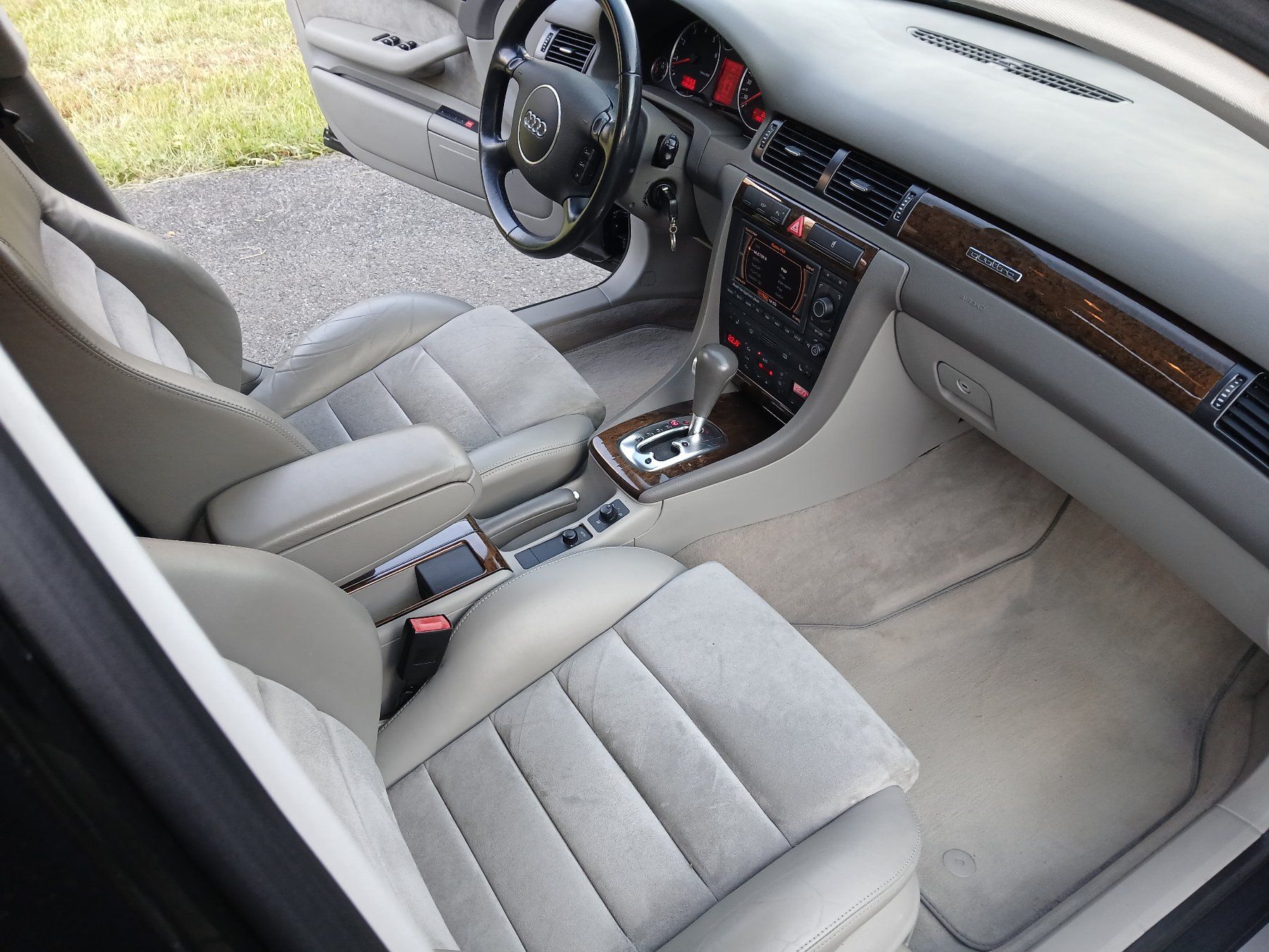 Audi Autos: Audi A6 Avant 4.2 quattro – Gebraucht aus Kandergrund von mb1986 6