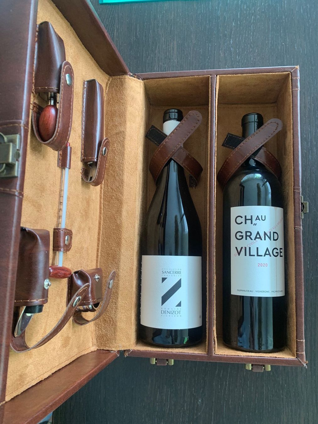 Reisekoffer: Weinreisekoffer Leder braun mit Zapfenzieher – Gebraucht aus Rüschlikon von Brixen07 1