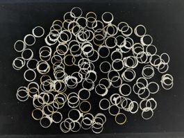 Lot Silberringe 925 ( 160 Gramm) ver. Grössen und Muster 