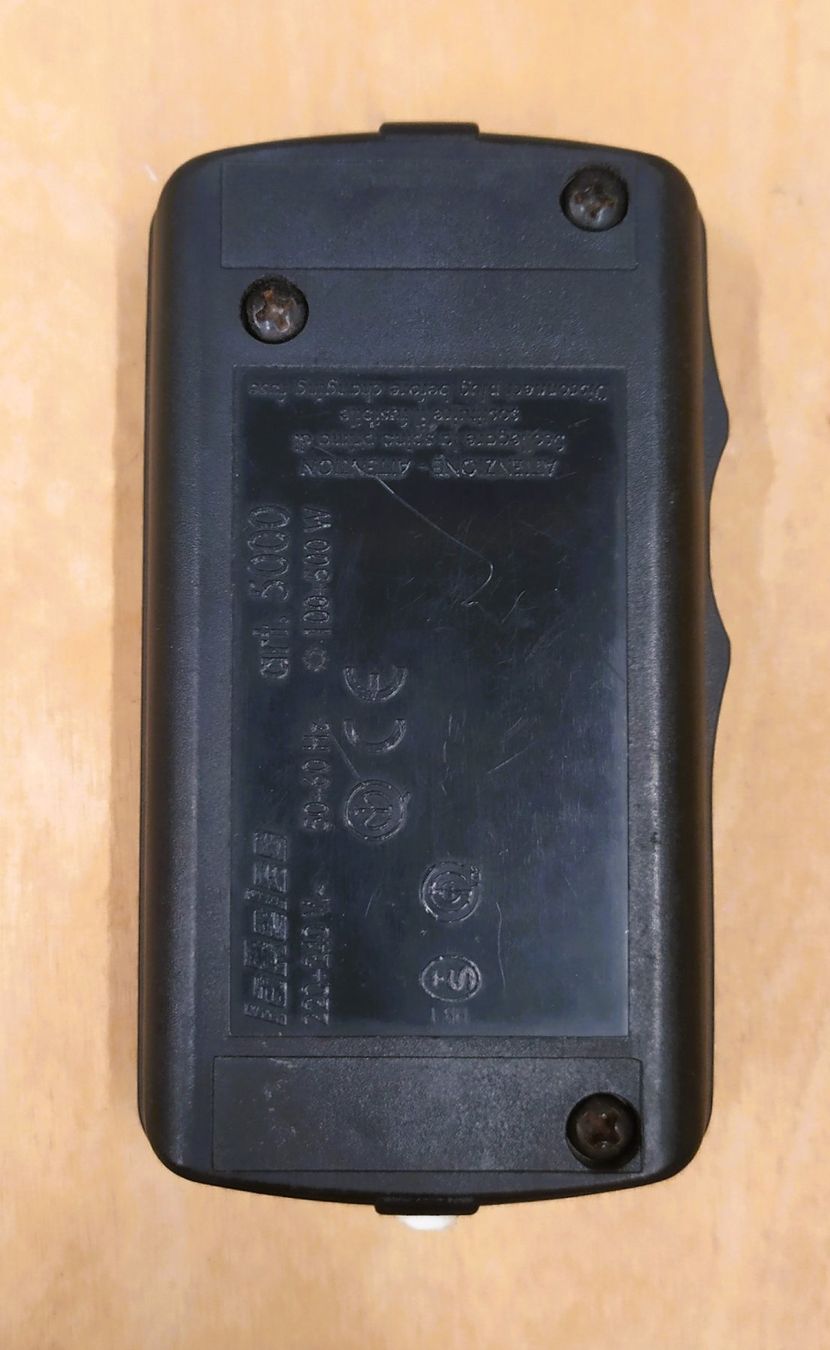 Interruttori: Kabel-Lichtregler - Variateur de lumière pour câble – Usato da Salgesch venduto da mdue-mdue 2