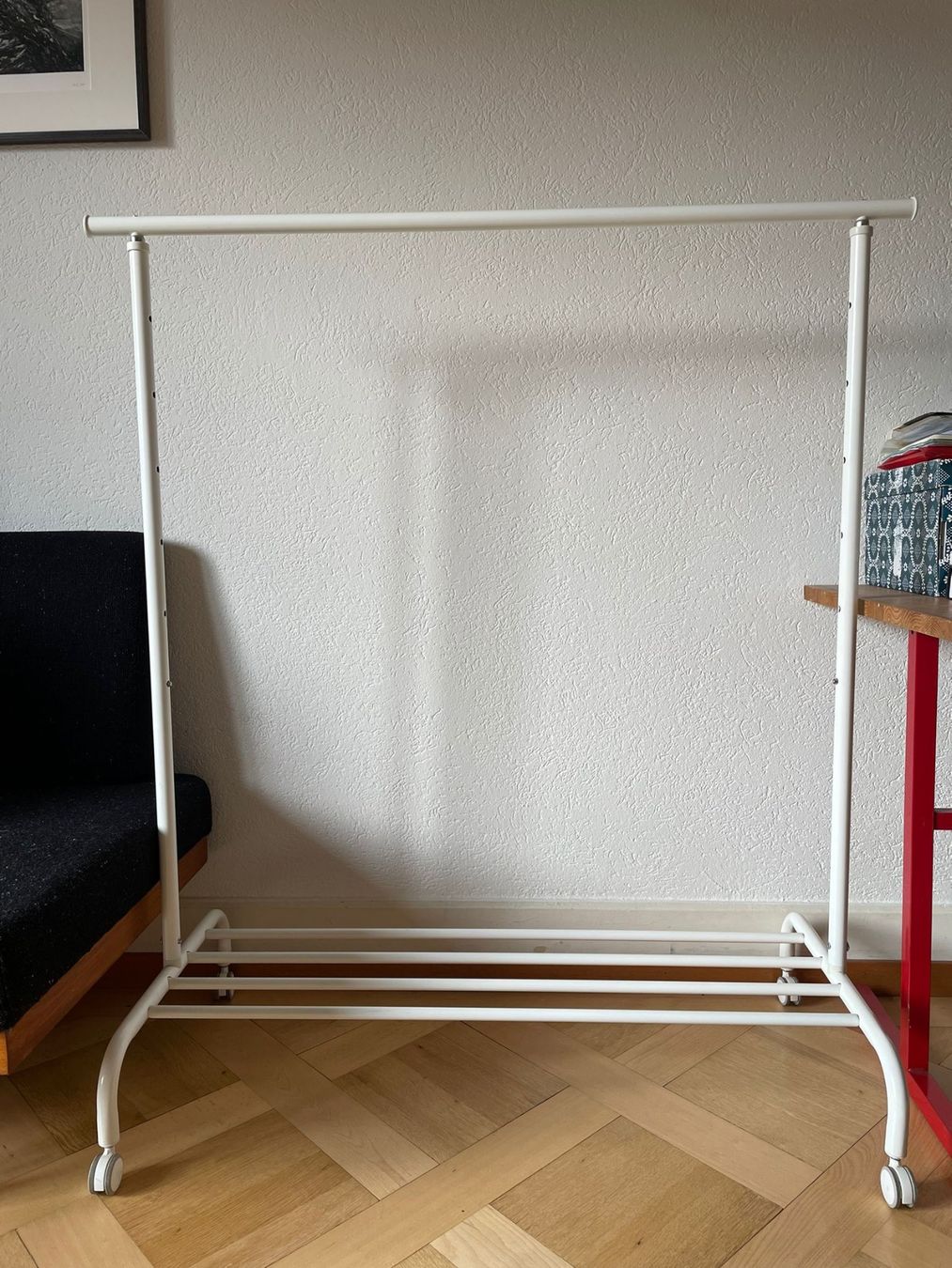Ikea Guardaroba: Ikea Rigga Garderobenständer/ Kleiderständer weiss – Usato da Zürich venduto da ann_9fv5
