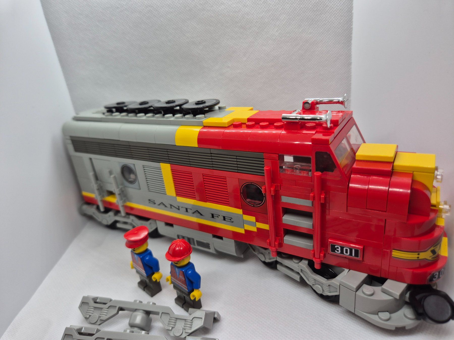 Lego Kit di costruzioni: Lego 10020 Santa Fe Super Chief – Usato da Rickenbach b. Wil venduto da agu_6jgz 1