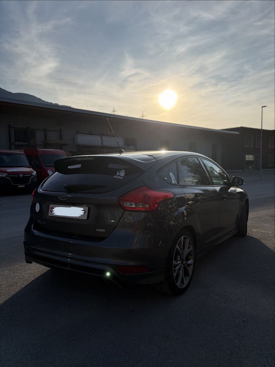 Ford Automobili: Ford Focus 1.5 Ecoboost – Usato da Chur venduto da ale_kw2v 4