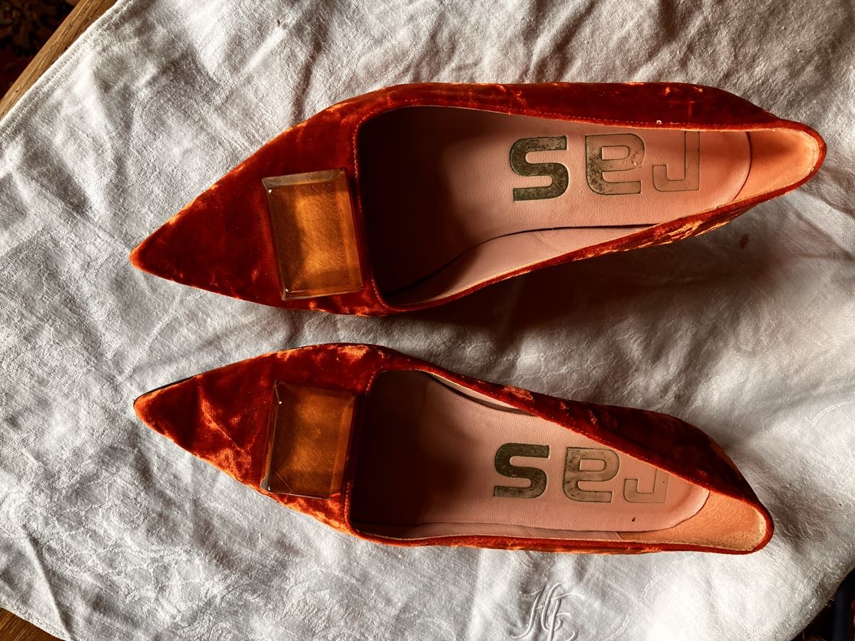 Scarpe da donna: Slippers von ras, Spanien Gr 39 – Nuovo (secondo la descrizione) da Bassersdorf venduto da groovygremlin