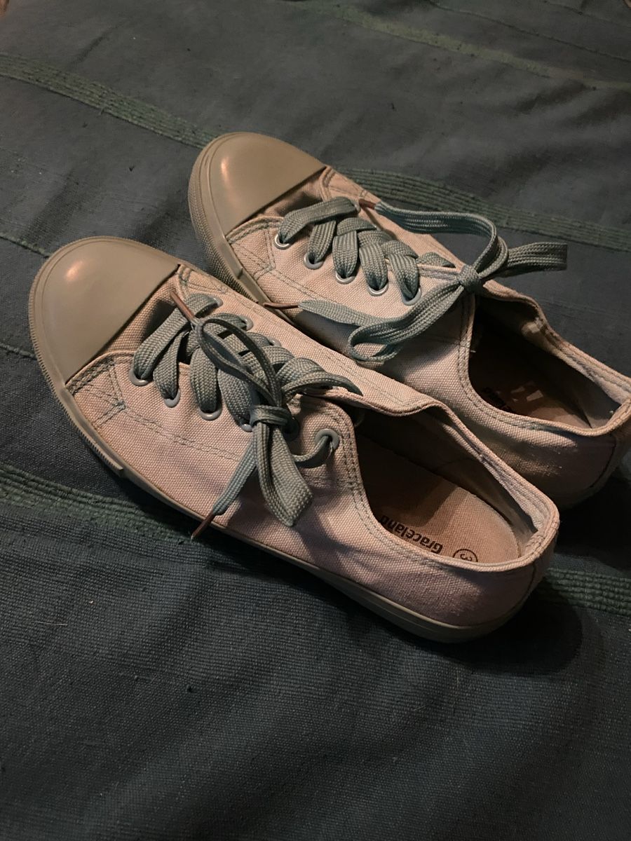 Damenschuhe: Turnschuhe – Gebraucht aus Gretzenbach von Cantate 1