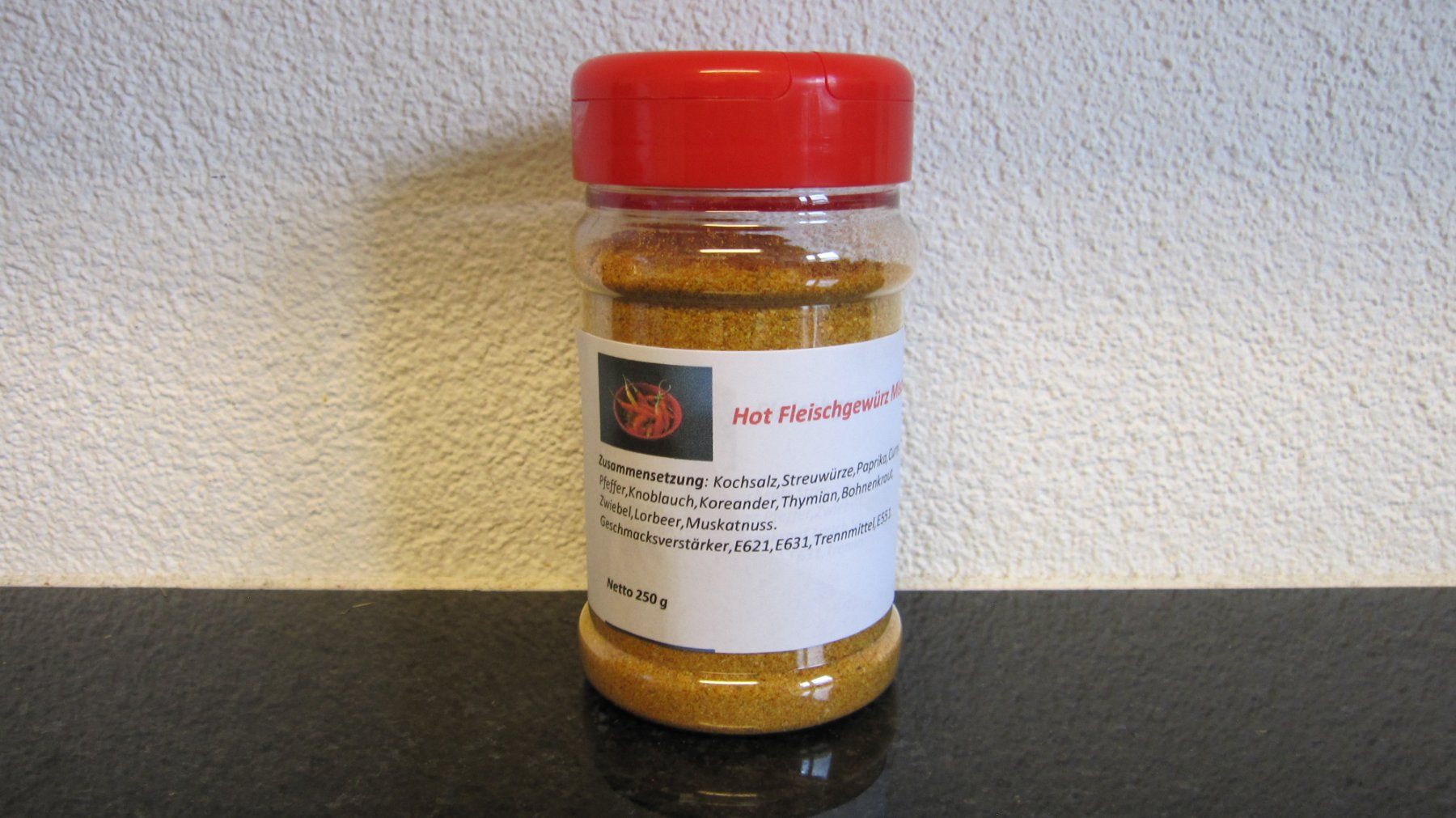 Cibi & Specialità: Hot Fleischgewürz 250 g – Nuovo e nell'imballaggio originale da Dotzigen venduto da Profi02