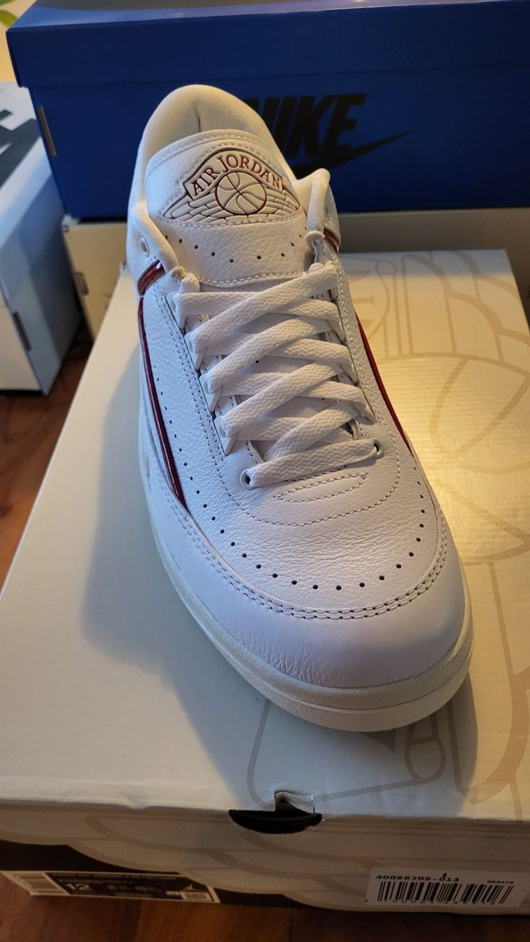 Jordan Scarpe da uomo: Jordan retro 2 low unc to chigago – Nuovo e nell'imballaggio originale da Bern venduto da Sneakerheadz 2