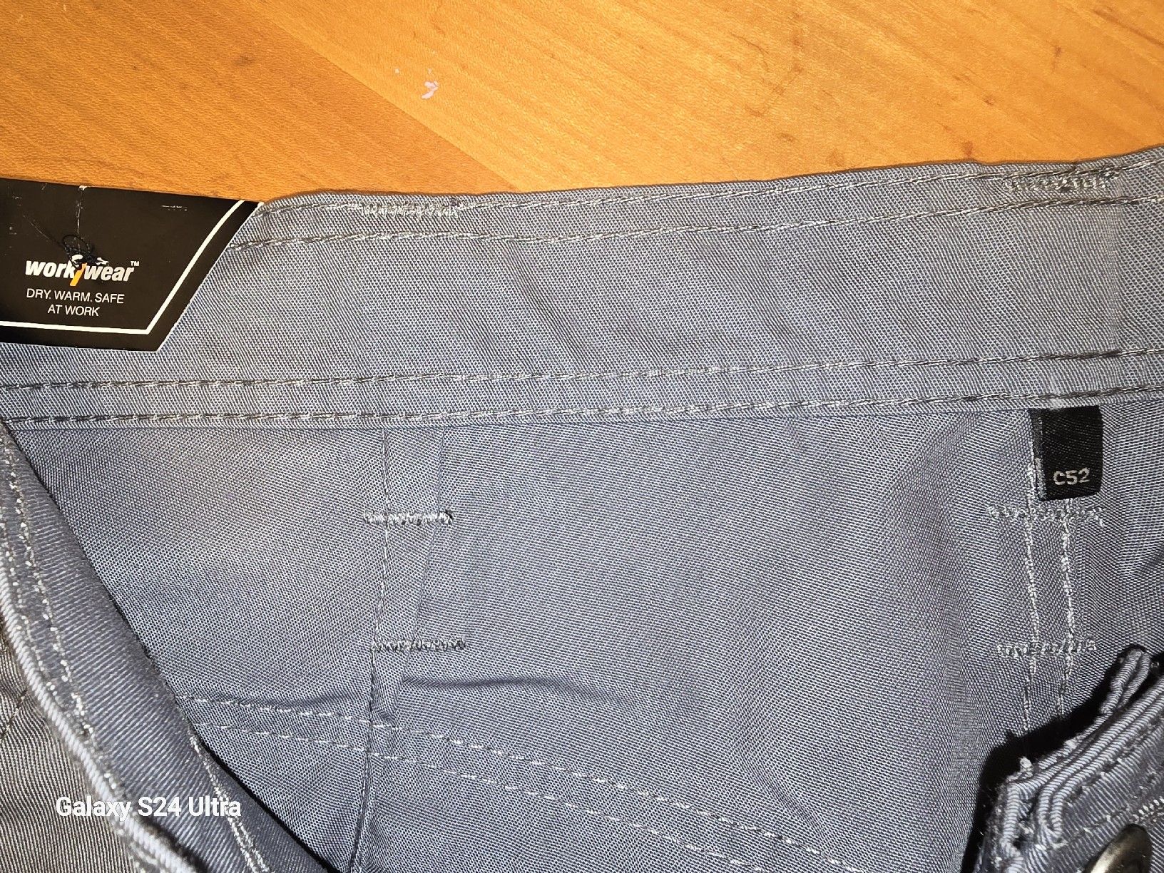 Helly Hansen Pantaloni: Helly Hansen Arbeitshose, Grau, Grösse C52, Top Zustand! – Nuovo e nell'imballaggio originale da Gelterfingen venduto da charly3333 6