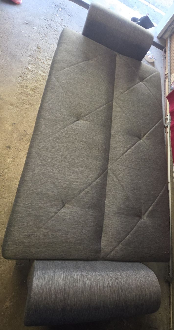 Sofas: Sofa mit Schlaffunktion Neu... – Neuf (Voir description) à Winterthur par xXSchwwizXx 3