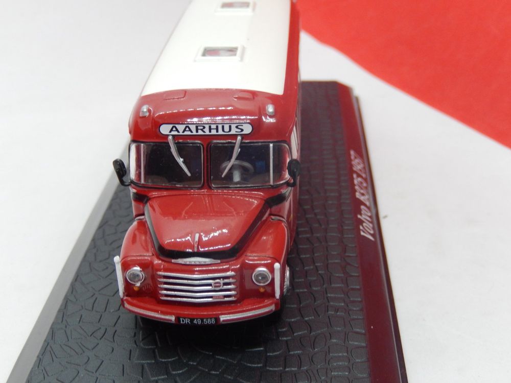 Modèle Réduit Volvo B375 Autocar Suède 1957 échelle 1/43 - Hachette, Occasion, Collection Autobus Du Monde