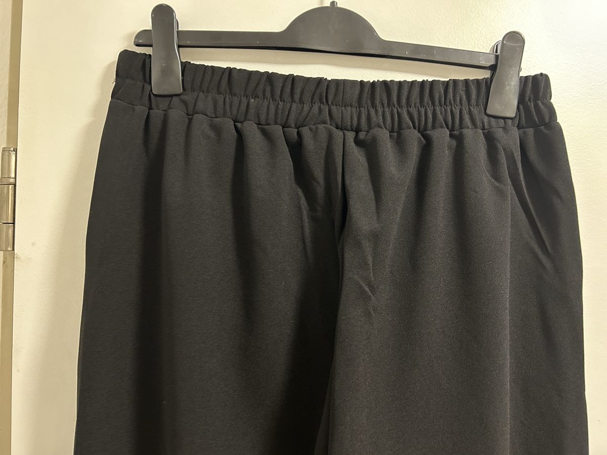 Pantaloni: Hose – Nuovo (secondo la descrizione) da Richterswil venduto da solisoli5 2