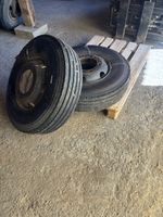 Reifen 9.5R17.5 auf Felge gebraucht