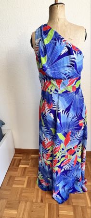 Robe cocktail tropical Sandro ferrone t 38/40