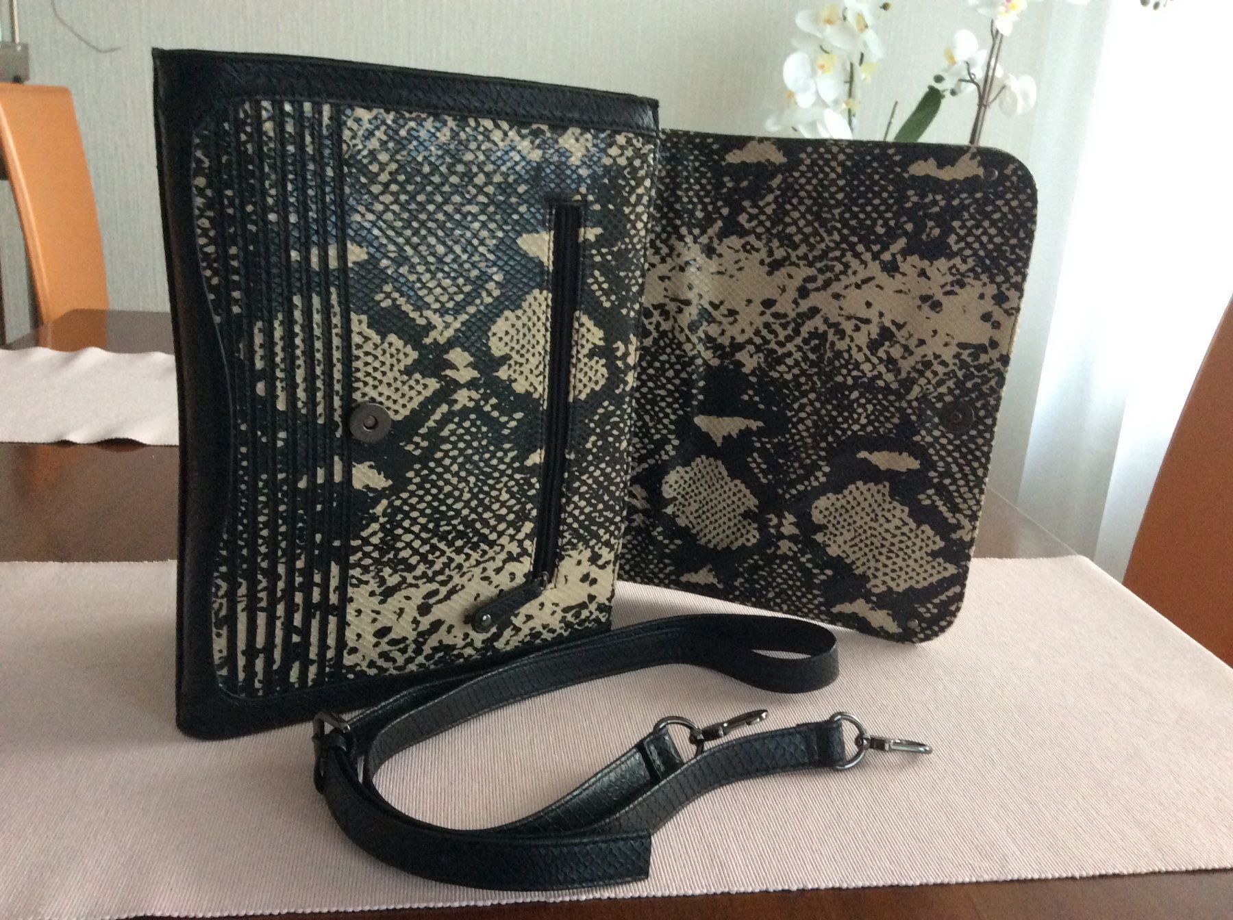 Borse da donna: Handtasche, schwarz/beige, Lederoptik – Nuovo (secondo la descrizione) da Lausanne venduto da Ulpet 3