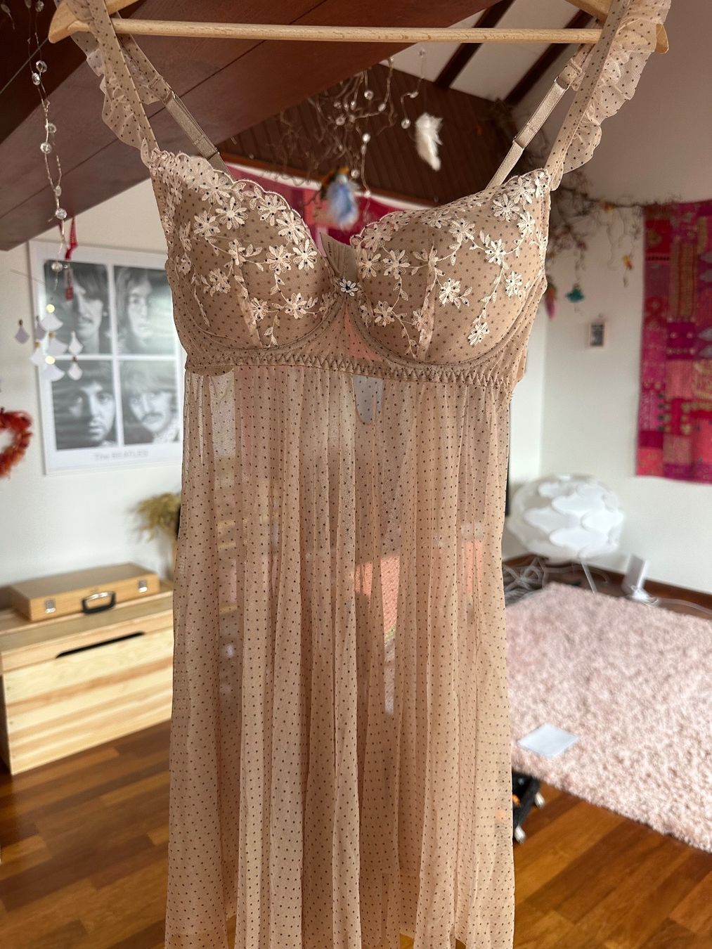 Robes: Dessous – D'occasion à Herzogenbuchsee par SaRaDe77 1