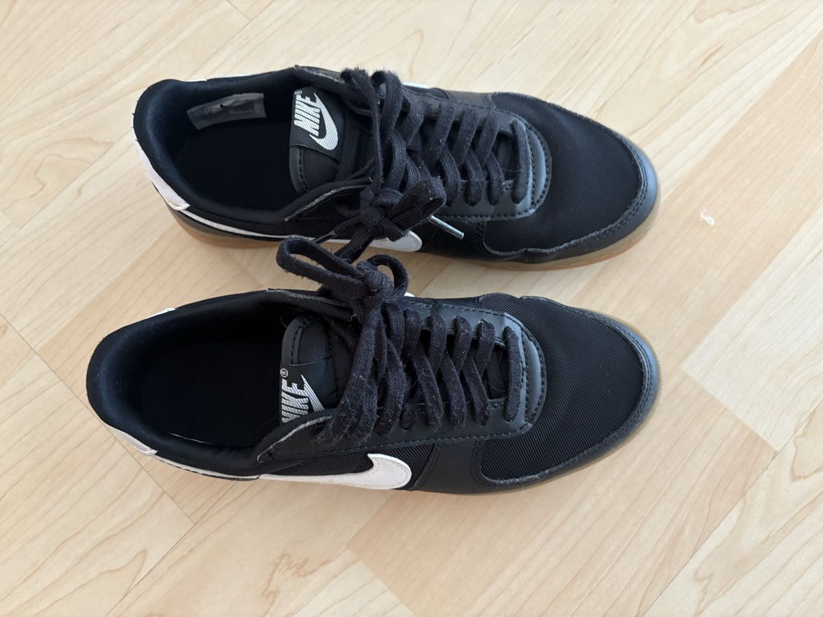 Nike Scarpe da uomo: Nike Sneakers - Black and White – Nuovo (secondo la descrizione) da Lüscherz venduto da ine_rdx7 3