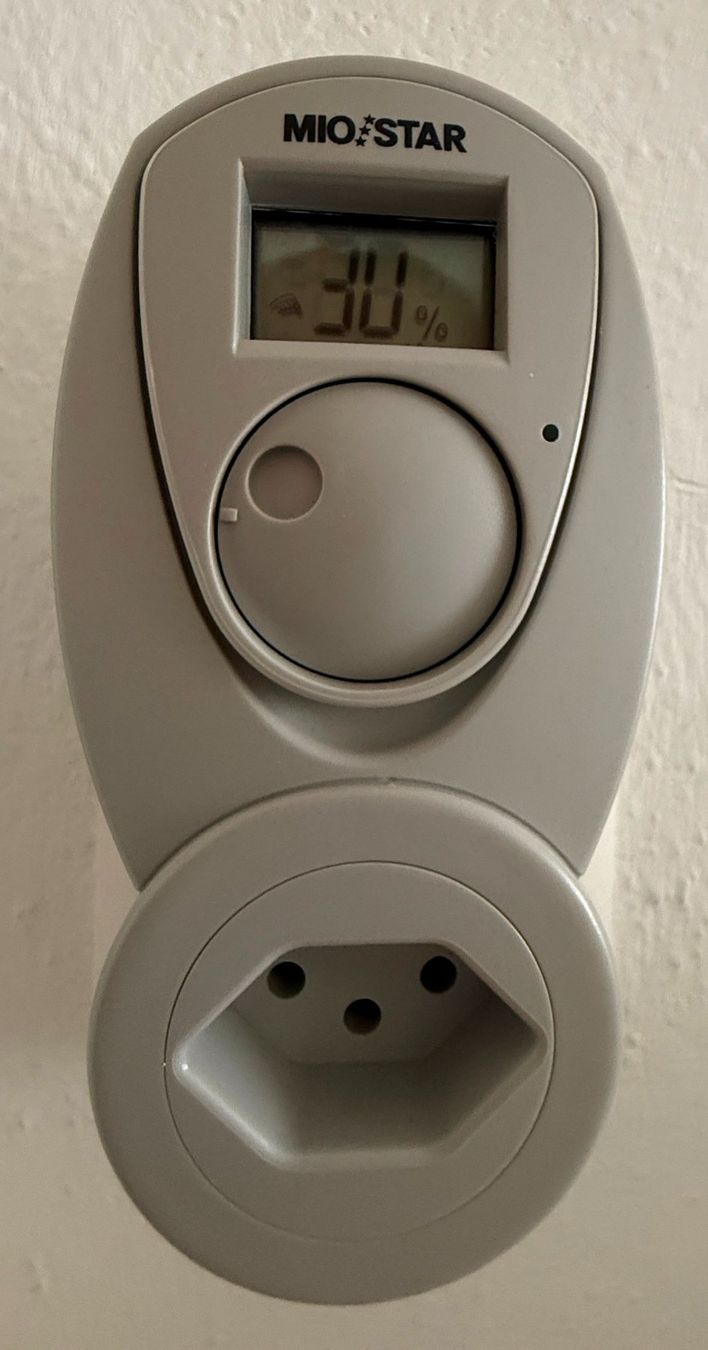 Migros Misurare: miostar Hygrostat digital 7176,012 Hygrometer  Schalter – Usato da Lodrino venduto da Stema 1