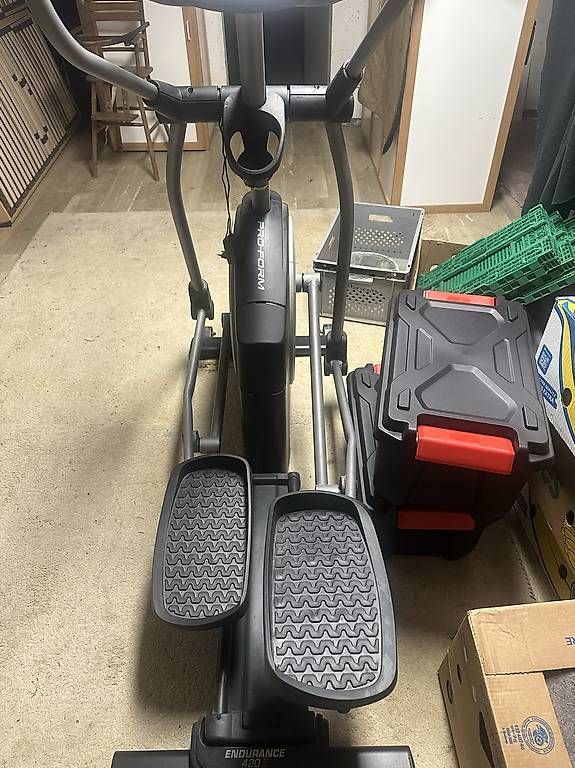 Hometrainer: Vélo elliptique ProForm Endurance 420 E  – Usato da Blonay venduto da Peer1969 1