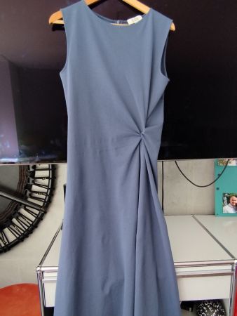 COS Kleid, Gr. M, Rauchblau, Sommerlich leicht
