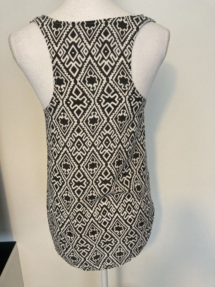 Zebra Camicette: Bluse XS – Usato da Küssnacht am Rigi venduto da Anacerna 1