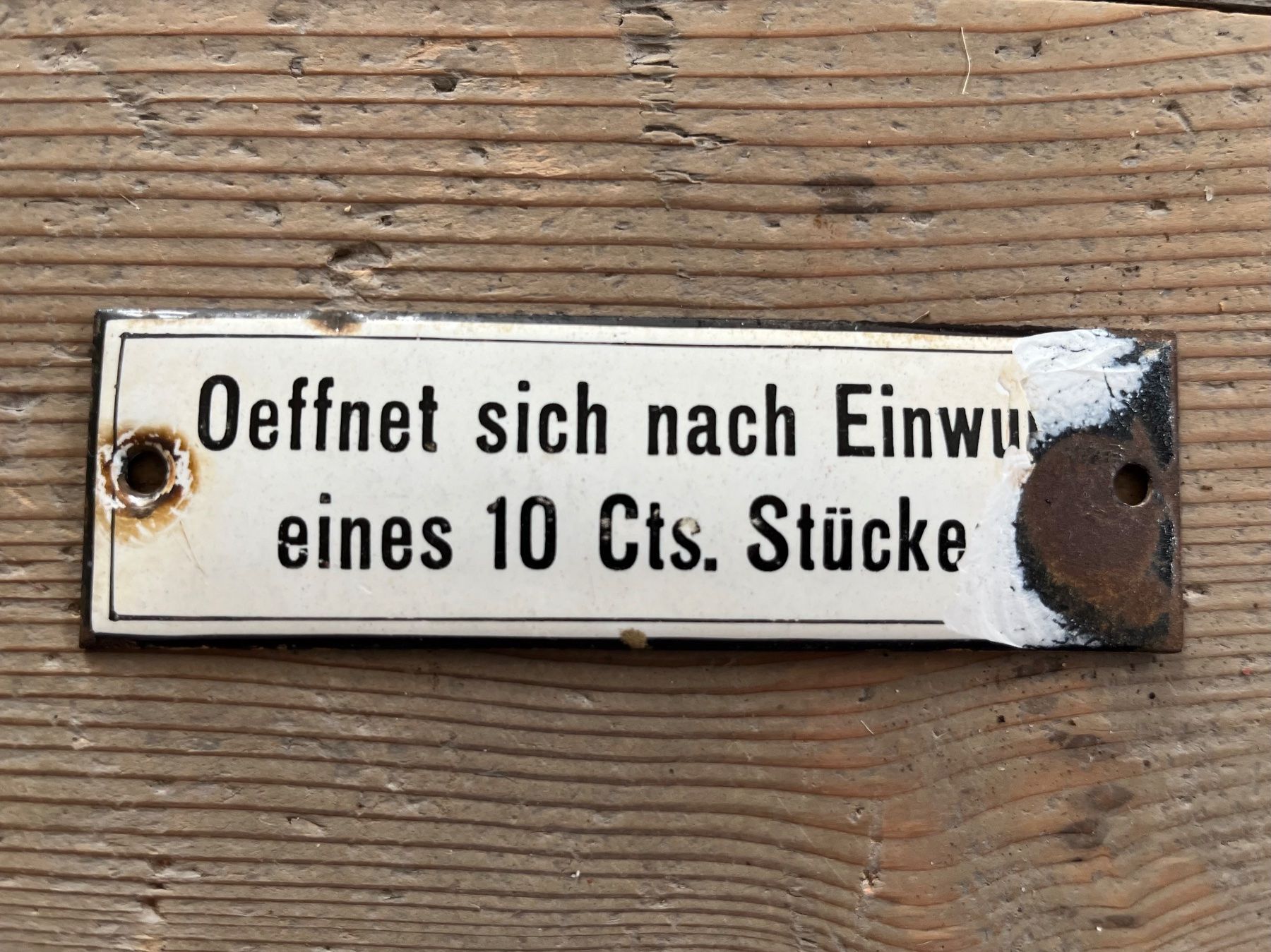 Insegne: Altes Emailschild "Oeffnet sich..." – Usato da Steffisburg venduto da Reitschel5 1
