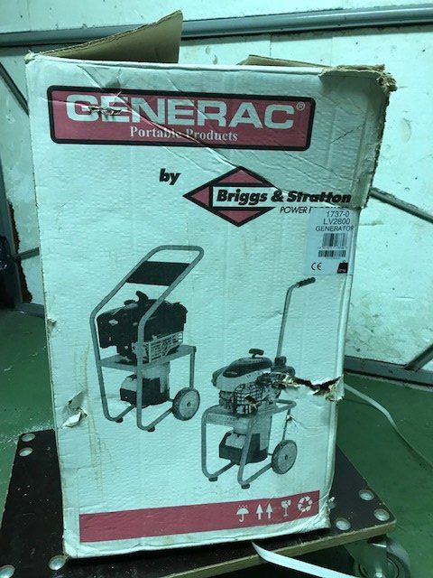 Generac Generatori di corrente: Generator "Generac LV 2800 / Briggs and Stratton LSQ 55" – Nuovo (secondo la descrizione) da Niederscherli venduto da Lucia16 1