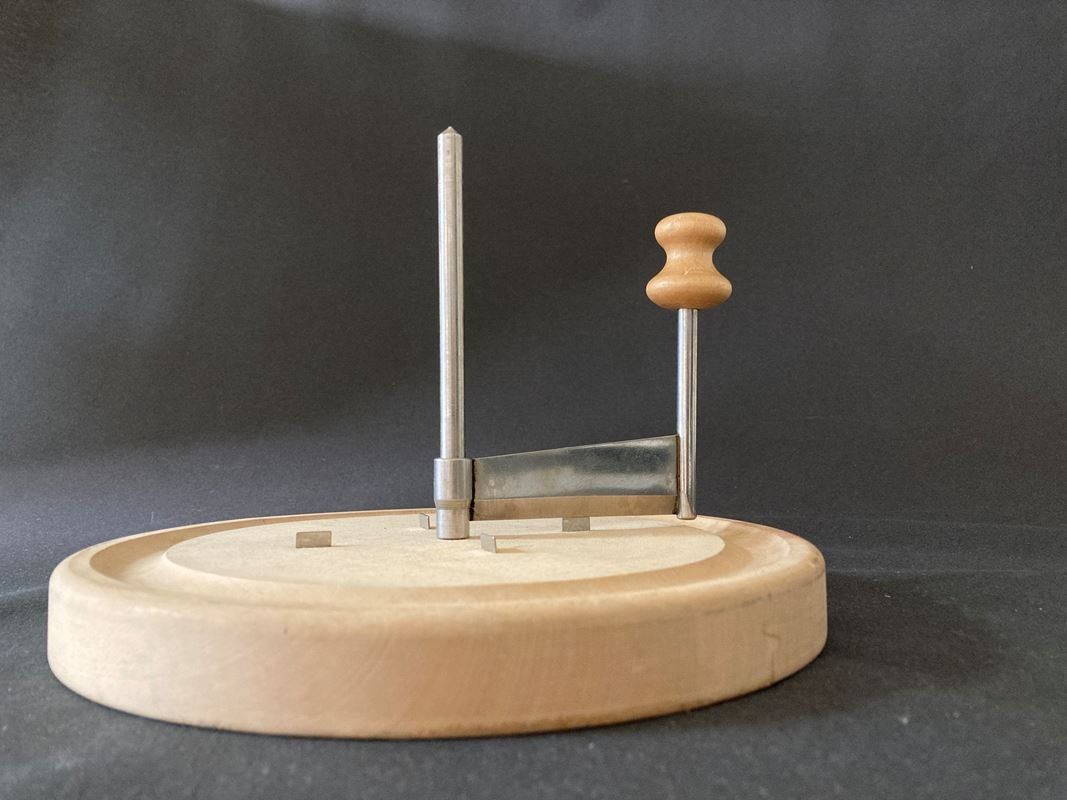 Elettrodomestici da cucina: APS | Girolle | Käsehobel | Holz und Glas – Usato da Wittenbach venduto da Restwert_St-Gallen 5