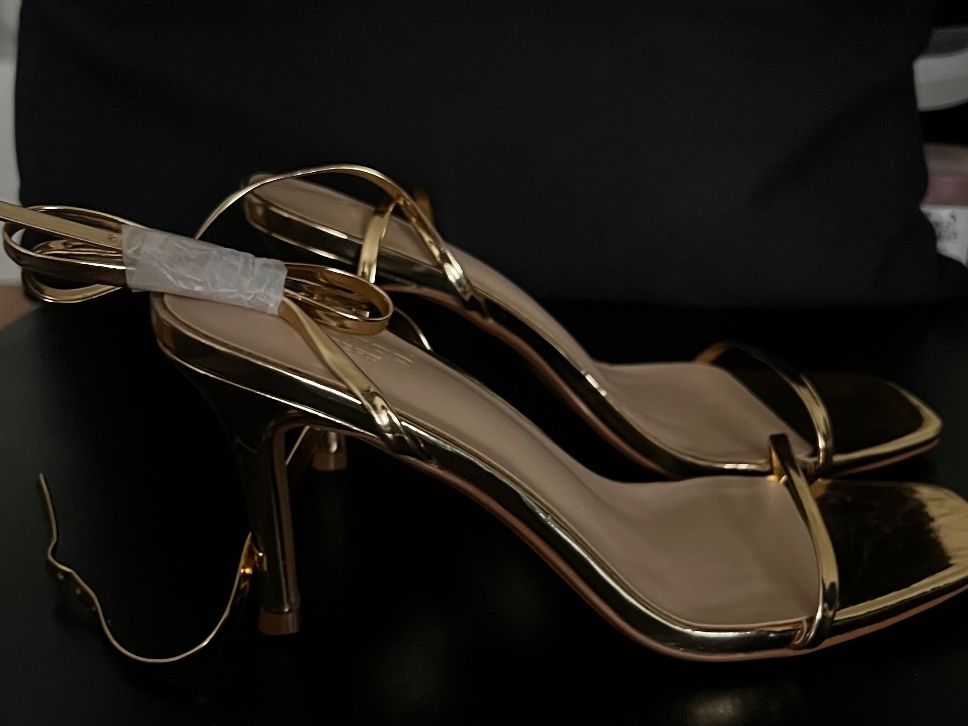 Boohoo Scarpe da donna: Goldene Stiletto-Heels – Nuovo e nell'imballaggio originale da Niederuzwil venduto da dixi_29 1