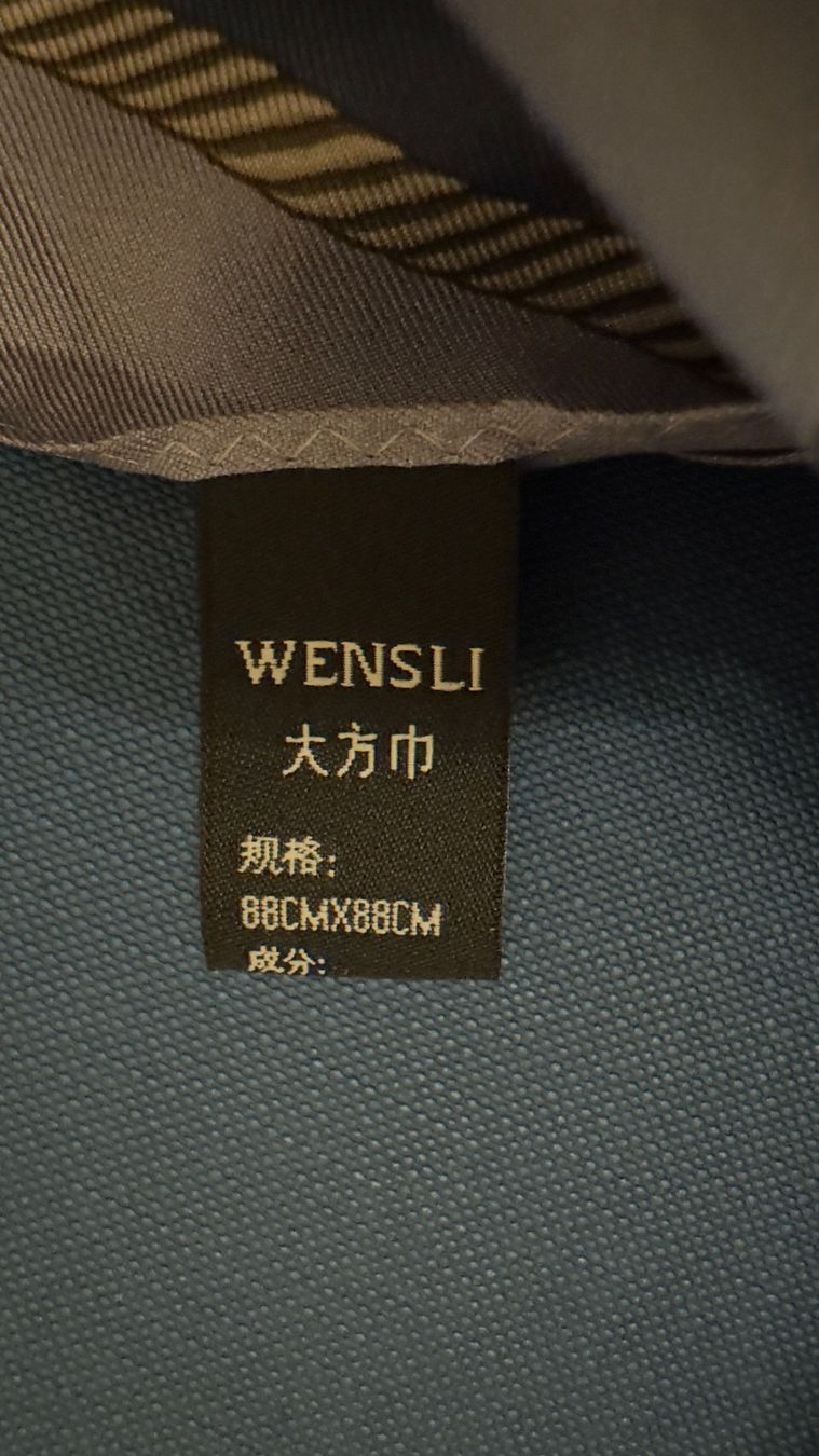 Foulard & Sciarpe: Original WENSLI Seidentuch Schal wunderschöne Farben – Nuovo (secondo la descrizione) da Faulensee venduto da Liebes_Kind_2019 4