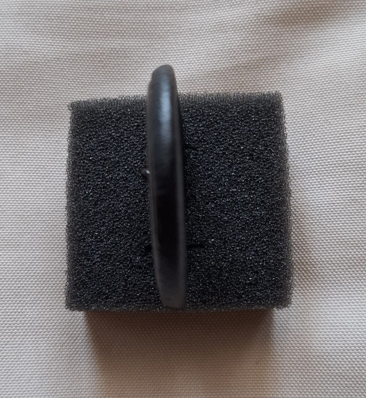 Toutes les décorations: Schwarzer Lederknopf oder Lederimitat, 38 mm. – D'occasion à Dietikon par Hirschkopf 2