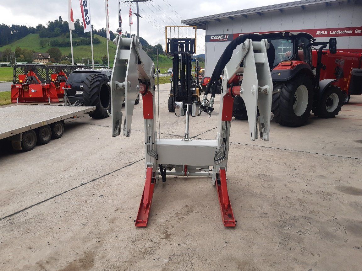 Steyr Traktoren: Frontlader Hauer XB70 Neu – Gebraucht aus Gettnau von jeh_yf6z 3