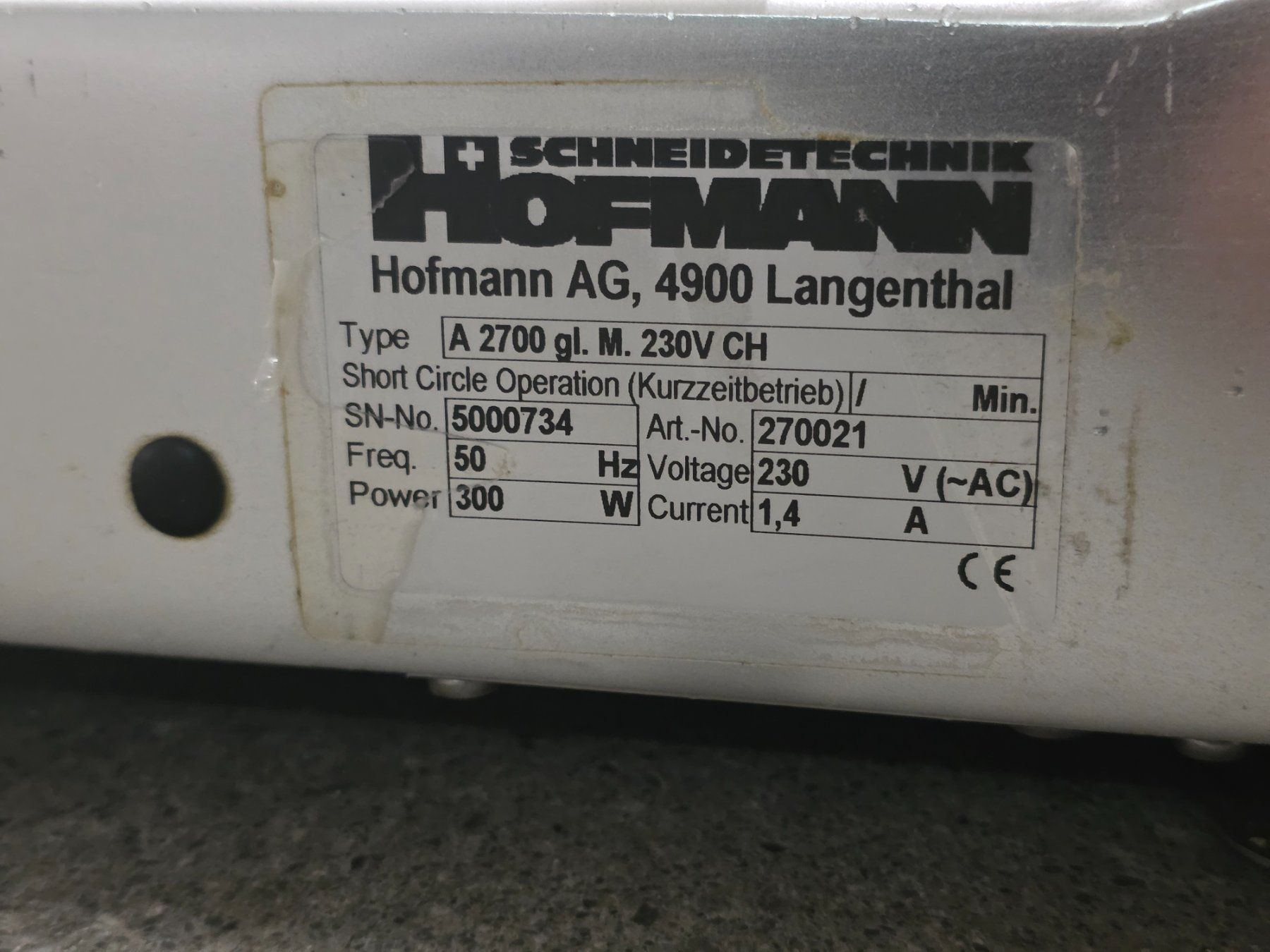 Elettrodomestici da cucina: Professionelle Schneidemaschine Hofmann Type A 2700 – Usato da Badäl venduto da RYzeR9980X4D 4