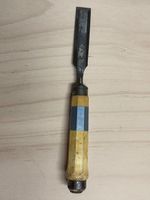1 Stechbeitel 24 mm breit, frisch geschärft