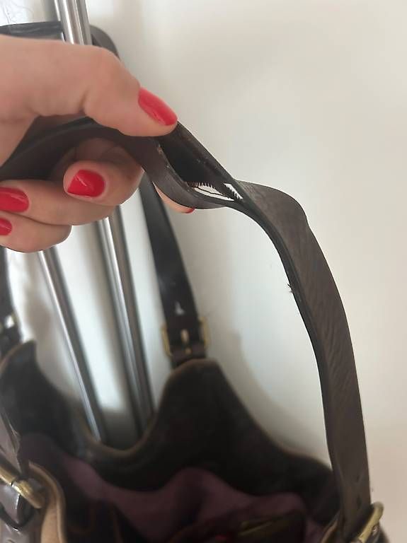 Taschen für Damen: Navyboot Leder Umhängetasche – Gebraucht aus oetwil an der limmat von Norina.G 3