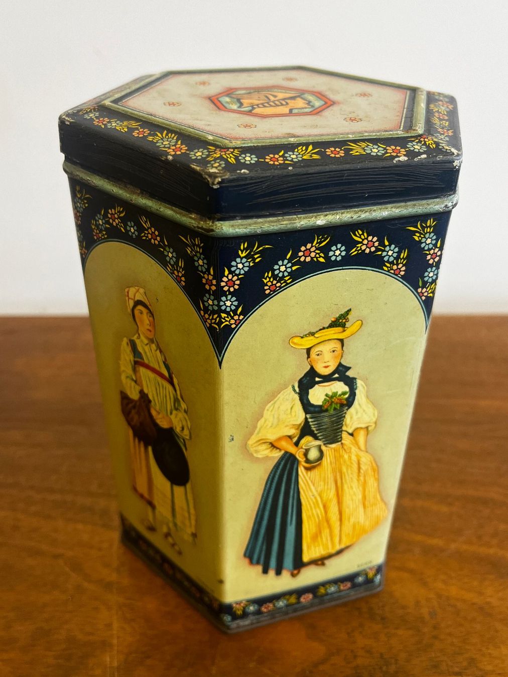 Contenitori & Simili: 3 alte Blechdosen – Usato da Laufen venduto da Nuria44 6